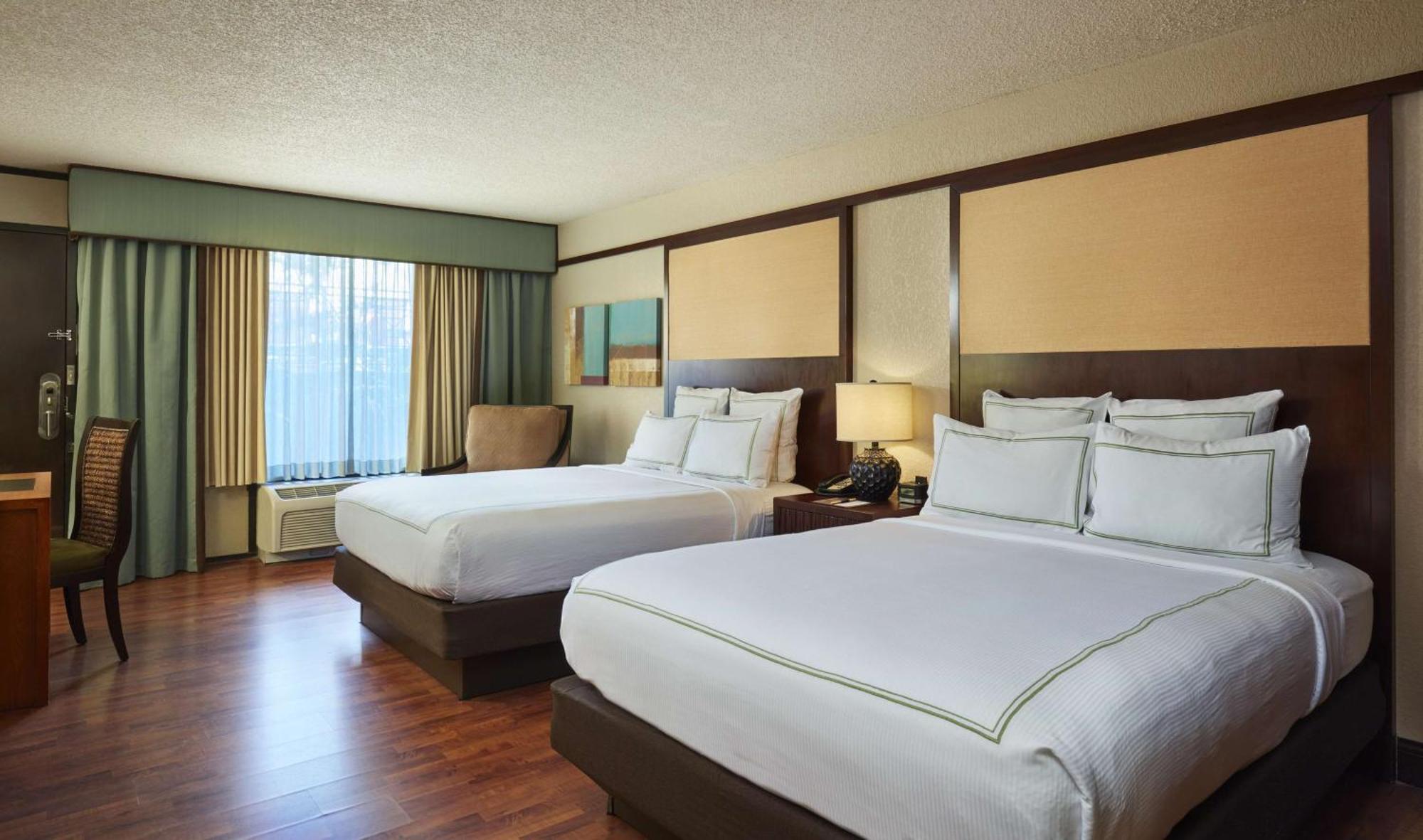 ดับเบิลทรี บาย ฮิลตัน โฮเทล ออร์แลนโด แอต ซีเวิร์ลด์ Hotel Williamsburg ภายนอก รูปภาพ